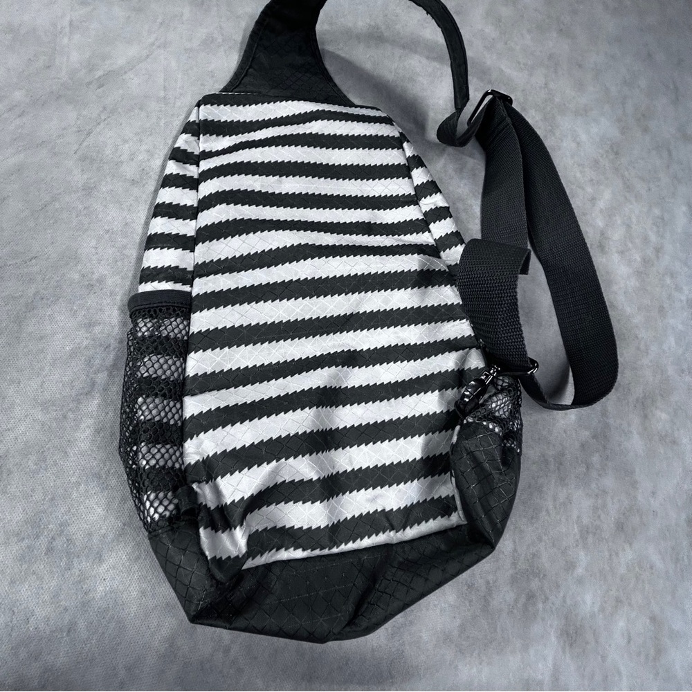 Thirty-One Striped Backpack - Picture 2 of 8